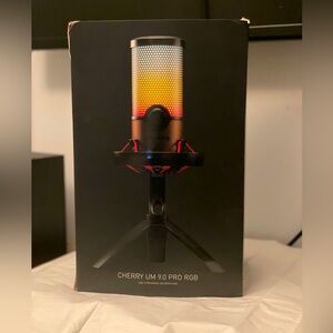 CHERRY USB Streaming Microphone